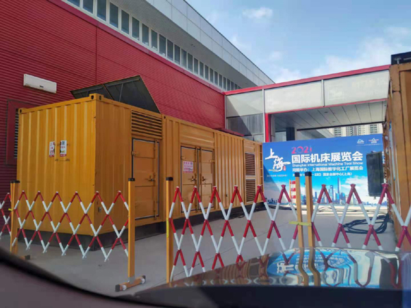 永仁发电车出租-发电机无电压或电压太低怎么办？