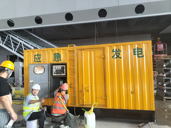 永仁怎样判断空气滤清器是否需要更换？