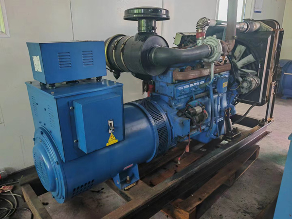 永仁100kW柴油发电机组使用多级机油有哪些优缺点？